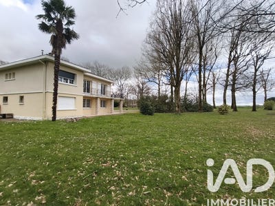 /international/fr/saint-maurice-sur-adour-aquitaine-310106389297/