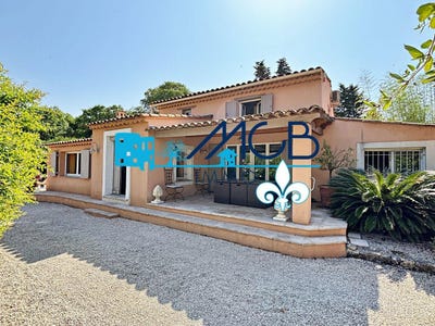 /international/fr/roquebrune-sur-argens-provence-alpes-cote-d-azur-310101251384/