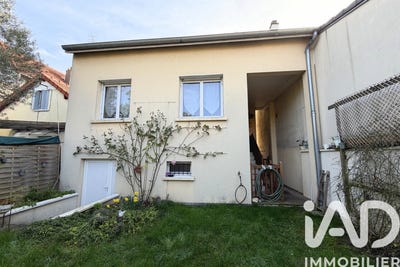 /international/fr/le-blanc-mesnil-ile-de-france-310108556415/