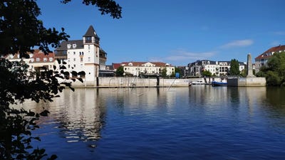 /international/fr/cergy-ile-de-france-310101471937/?lang=it