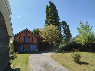 /international/fr/saint-julien-en-born-aquitaine-310098736533/?lang=zh-tw