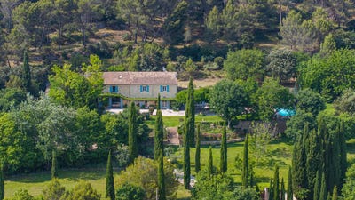 /international/fr/aix-en-provence-hh-15833875-aix-en-provence-provence-alpes-cote-d-azur-310100960013/?lang=fr