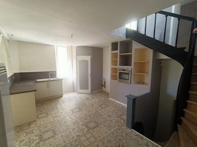 /international/fr/la-suze-sur-sarthe-pays-de-la-loire-310099351776/?lang=zh-cn
