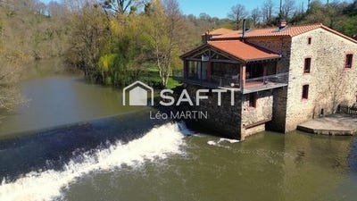 /international/fr/beaupreau-en-mauges-pays-de-la-loire-310107564493/