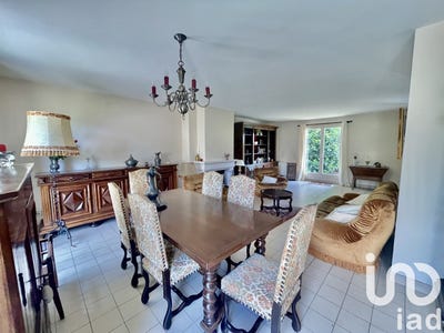 /international/fr/cergy-ile-de-france-310099344564/