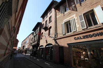 /international/fr/albi-midi-pyrenees-310108994605/?lang=it