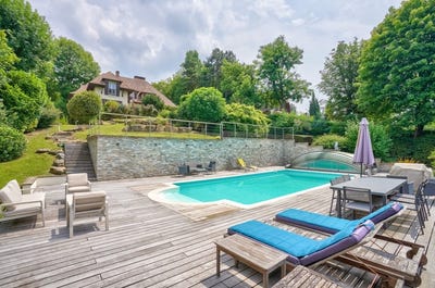 /international/fr/bougival-hh-15616840-paris-ile-de-france-310100952824/