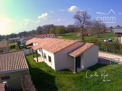 /international/fr/jussas-charente-310108278540/