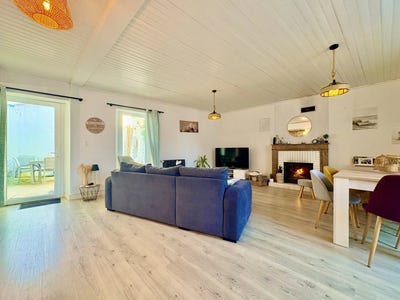 /international/fr/frossay-pays-de-la-loire-310105923851/