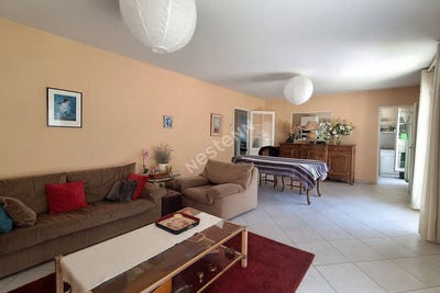 /international/fr/crissey-burgundy-310105996120/