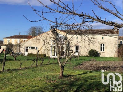 /international/fr/germignac-charente-310101107846/