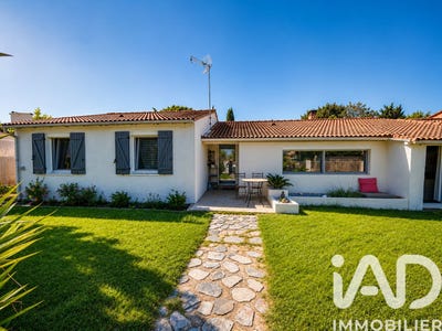 /international/fr/calvisson-languedoc-roussillon-310108419852/