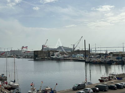 /international/fr/saint-nazaire-pays-de-la-loire-310109201394/