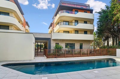 /international/fr/antibes-provence-alpes-cote-d-azur-310110415470/