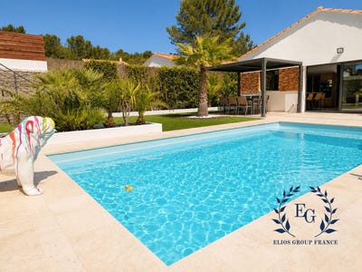 /international/fr/brignoles-provence-alpes-cote-d-azur-310108264526/
