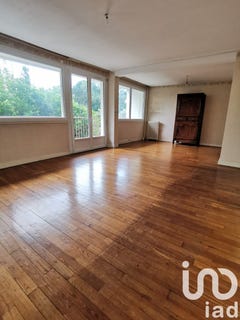 /international/fr/la-rochelle-franche-comte-310094166472/