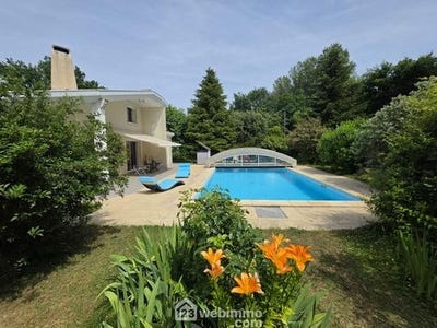 /international/fr/blanquefort-aquitaine-310109246543/