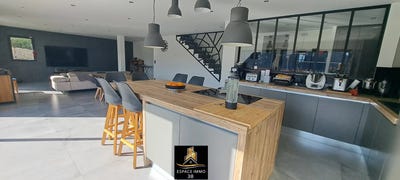 /international/fr/saint-paul-de-varces-rhone-310105923950/