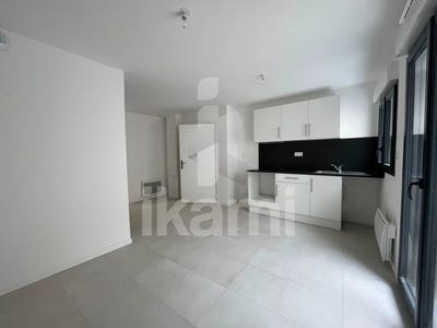 /international/fr/etampes-ile-de-france-310098889855/