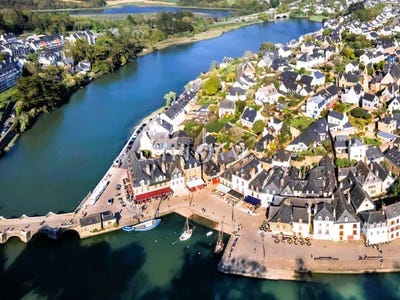 /international/fr/auray-brittany-310101334567/?lang=en