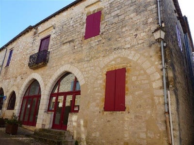 /international/fr/monpazier-aquitaine-310098732878/
