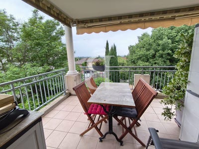 /international/fr/tulette-rhone-310109099704/