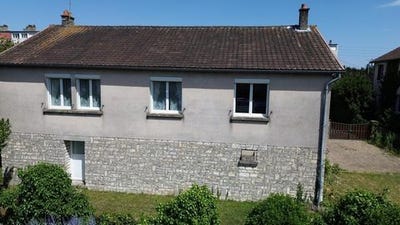 /international/fr/issoudun-centre-val-de-loire-310108842751/