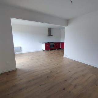 /international/fr/saintes-charente-310098445335/