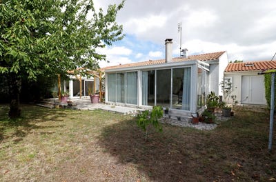 /international/fr/semussac-charente-310101444710/