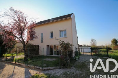 /international/fr/moncetz-longevas-ardennes-310106625836/