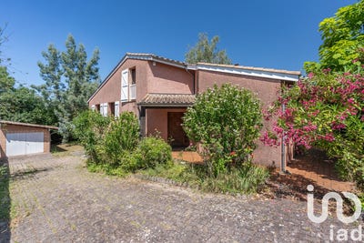 /international/fr/leguevin-midi-pyrenees-310100673071/?lang=fr
