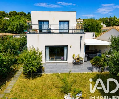 /international/fr/la-palme-languedoc-roussillon-310108670589/?lang=th