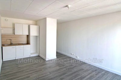 /international/fr/nimes-languedoc-roussillon-310108674273/