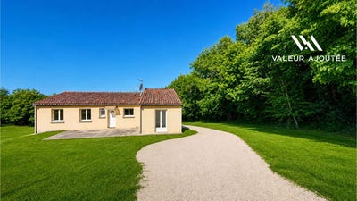 /international/fr/salignac-eyvigues-aquitaine-310108866090/