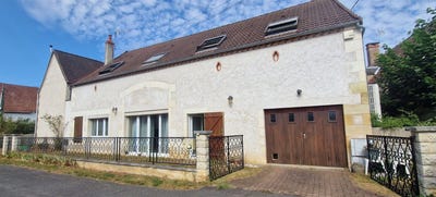 /international/fr/le-chatelet-centre-val-de-loire-310106484472/