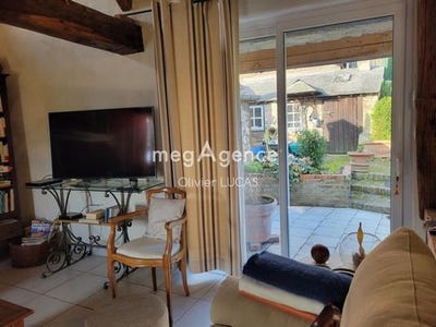 /international/fr/quillebeuf-sur-seine-upper-normandy-310101388606/?lang=en