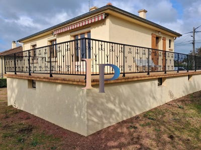 /international/fr/pouilly-sous-charlieu-centre-val-de-loire-310103014985/