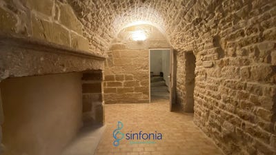 /international/fr/aigaliers-languedoc-roussillon-310098840894/