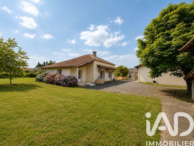 /international/fr/aire-sur-l-adour-aquitaine-310106744065/