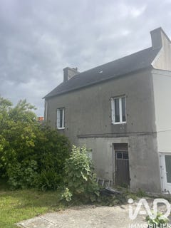 /international/fr/chateauneuf-du-faou-brittany-310108833892/