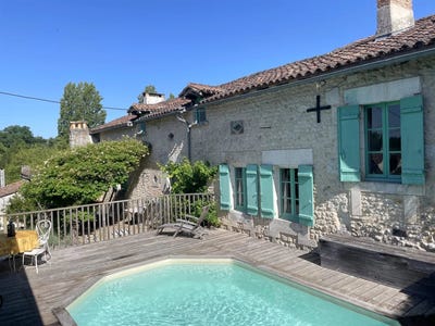 /international/fr/montignac-le-coq-charente-310107565429/