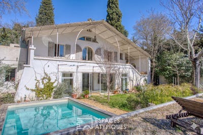 /international/fr/villeneuve-les-avignon-languedoc-roussillon-310108245847/