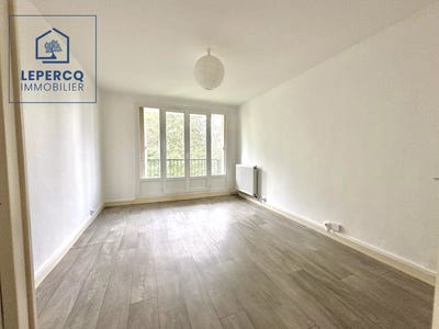 /international/fr/villers-cotterets-picardie-310108460229/
