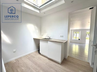 /international/fr/la-ferte-milon-picardie-310100760435/