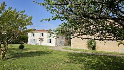 /international/fr/salles-de-barbezieux-charente-310107529085/