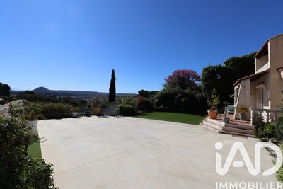 /international/fr/velaux-provence-alpes-cote-d-azur-310107216501/