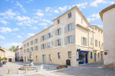 /international/fr/pernes-les-fontaines-provence-alpes-cote-d-azur-310109932590/