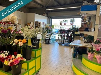 /international/fr/moret-loing-et-orvanne-ile-de-france-310101388270/?lang=zh-cn