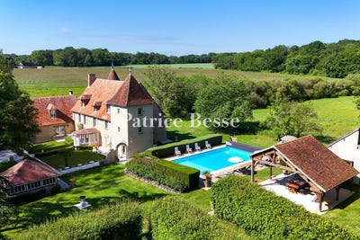 /international/fr/valencay-centre-val-de-loire-310108278333/
