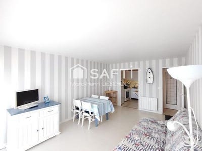 /international/fr/camiers-calais-310108404743/
